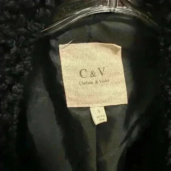 NWOT Black Oversized Teddy Jacket size Small - Picture 4 of 5